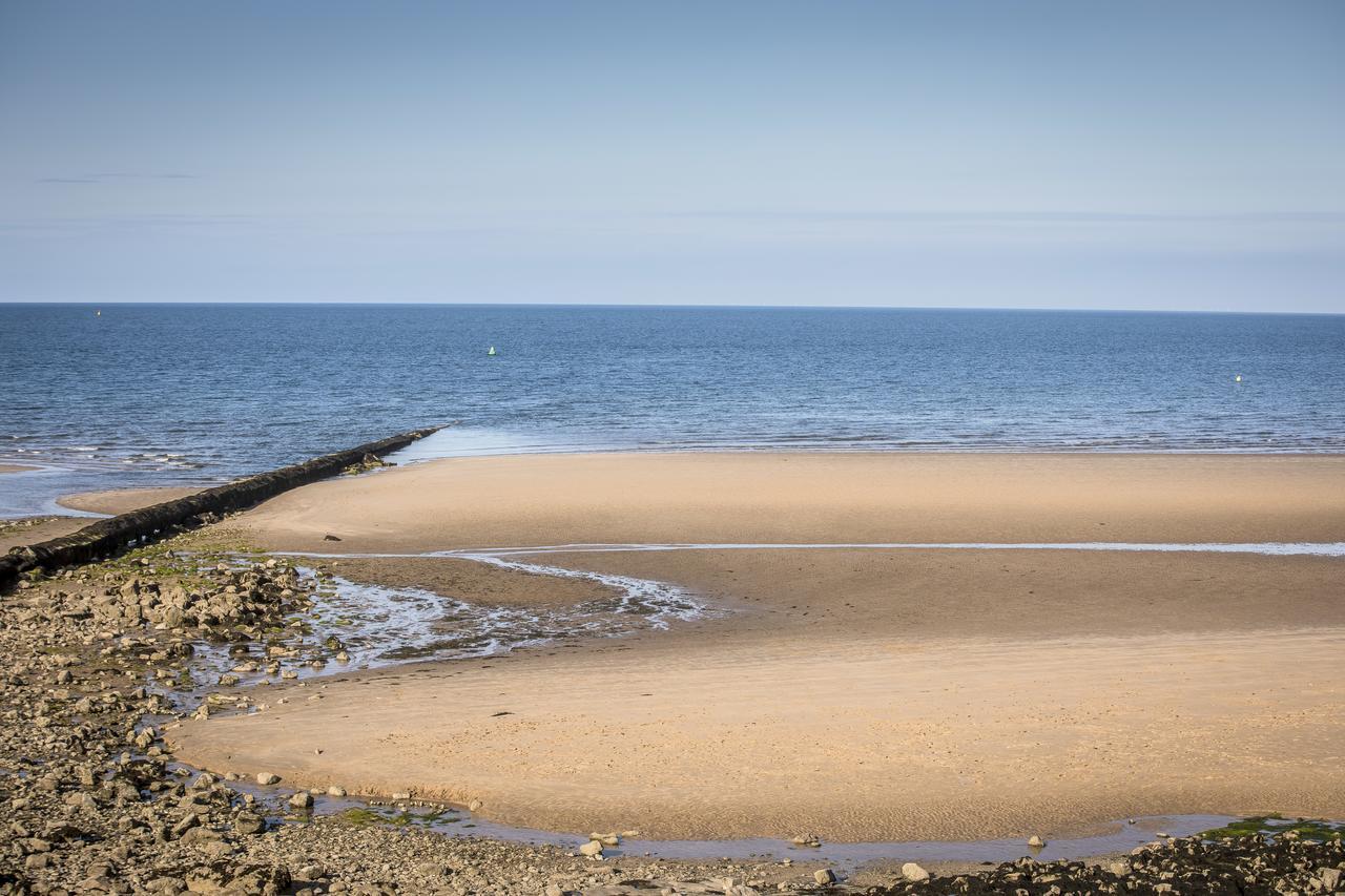 Waters Edge Holiday Apartments Benllech Eksteriør billede