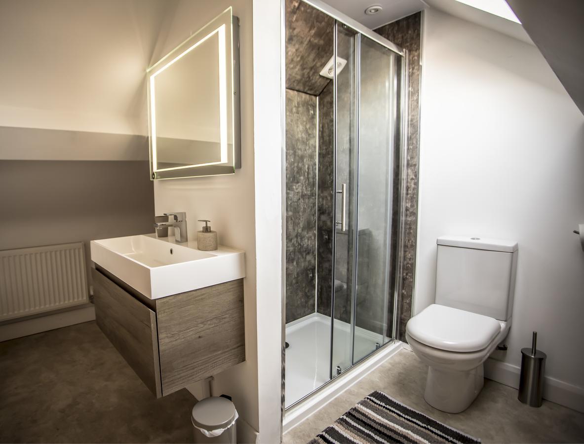 Waters Edge Holiday Apartments Benllech Eksteriør billede
